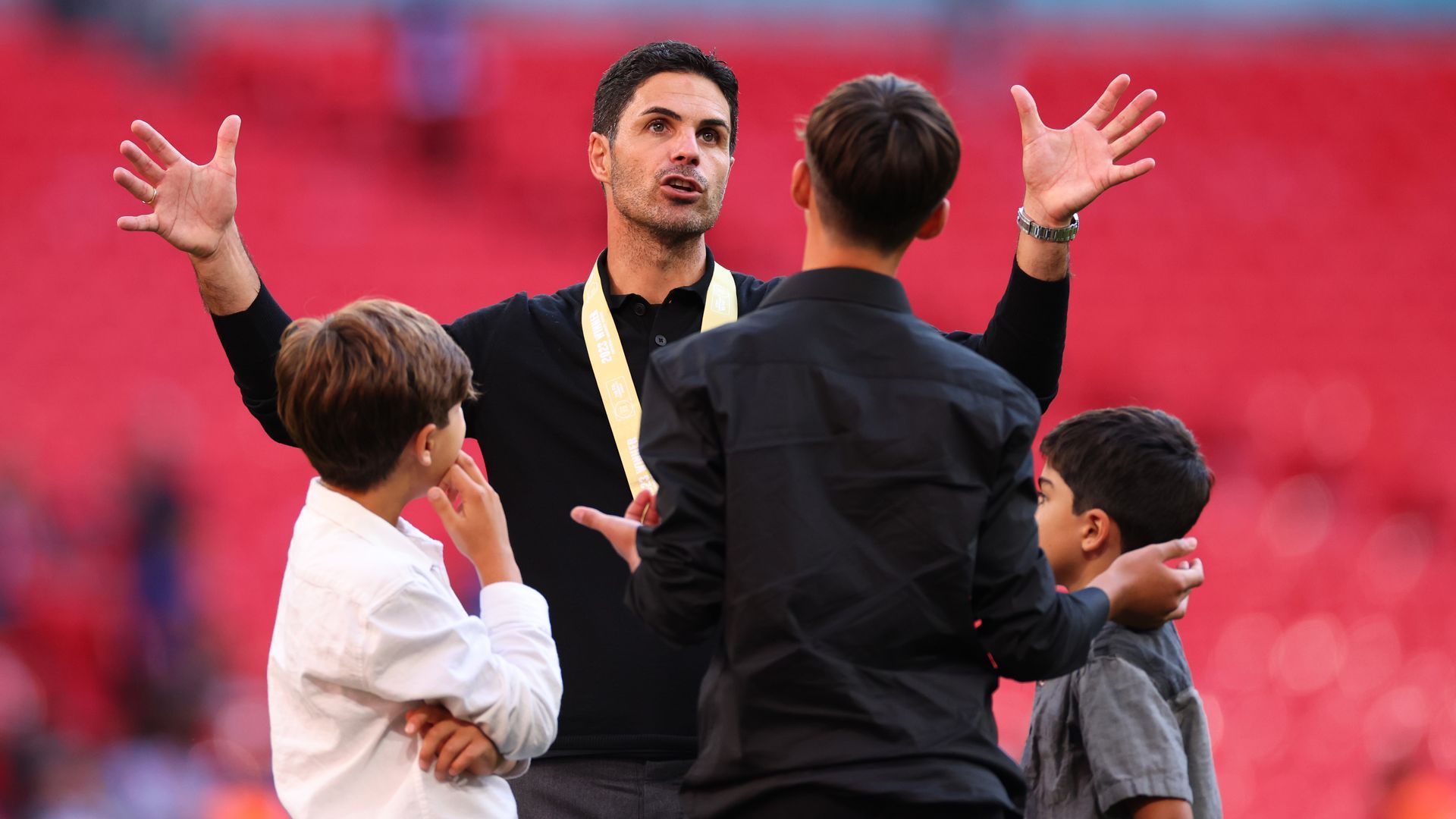 Mikel Arteta es padre de tres hijos: Gabriel, Daniel y Oliver
