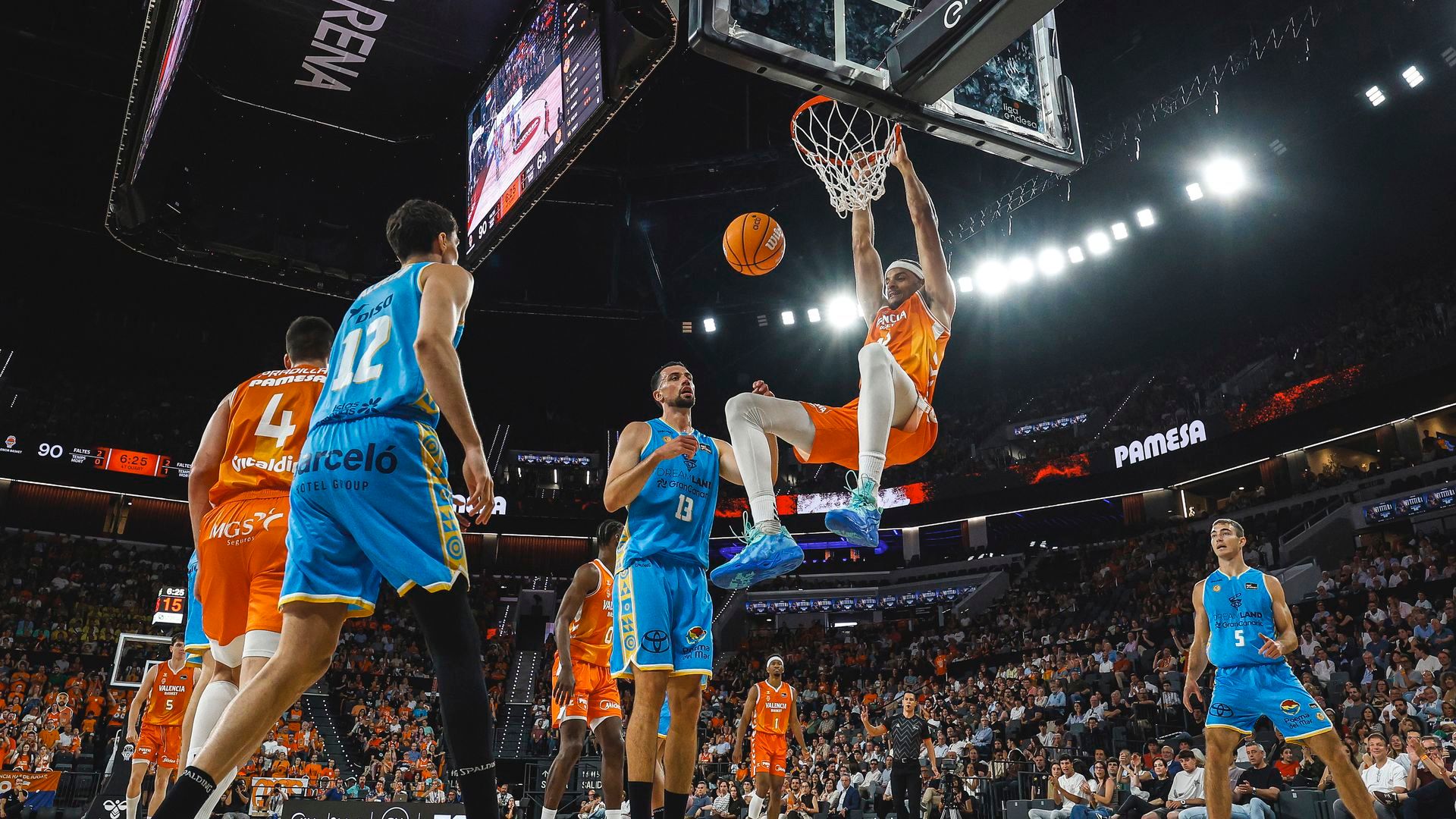Buen cierre de Valencia Basket a la Liga Regular en casa (105-81)