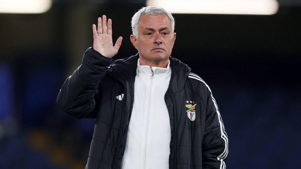 Sólo el pago de la cláusula separa a José Mourinho del Real Madrid