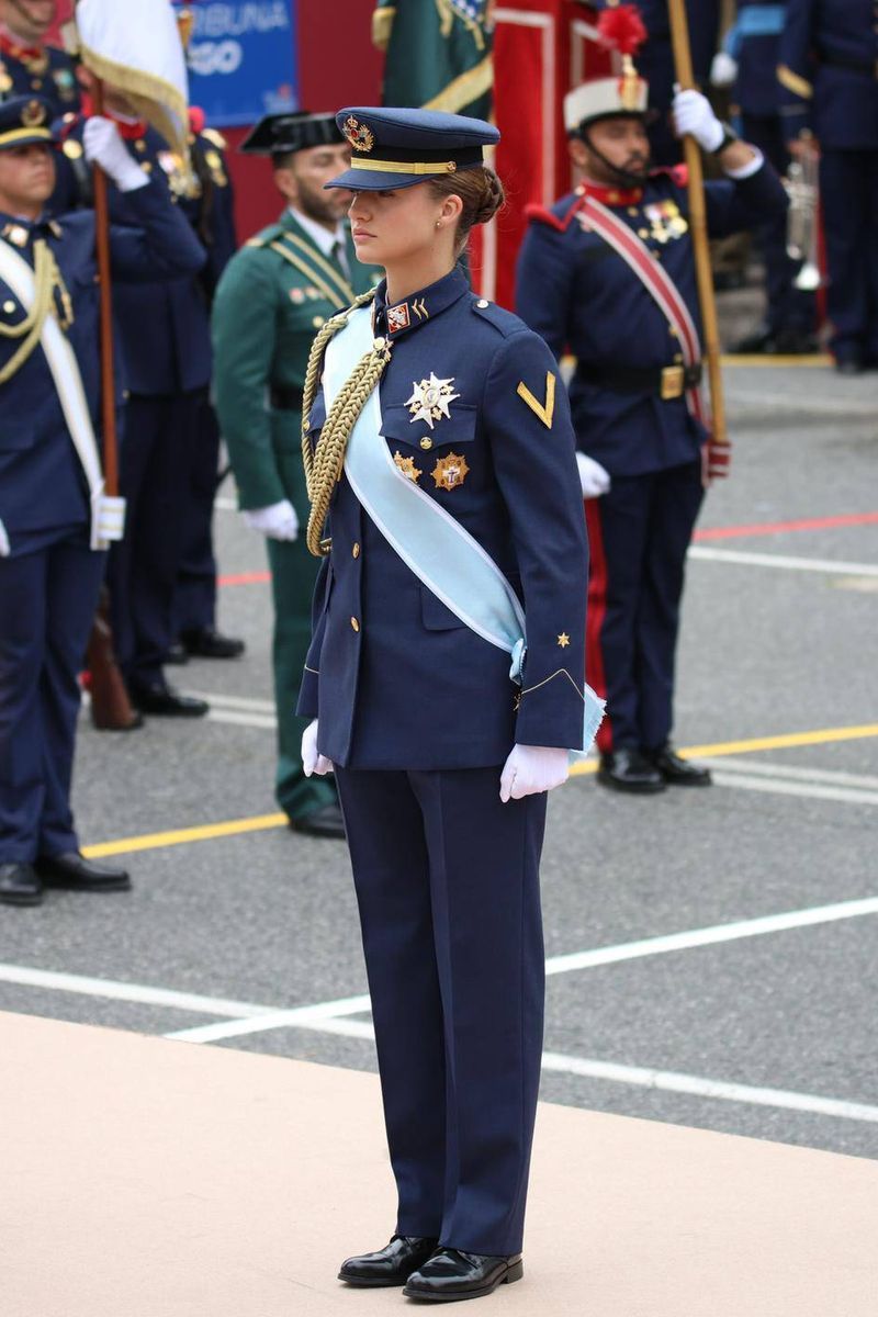 La princesa Leonor, en su primer desfile del Día de las Fuerzas Armadas