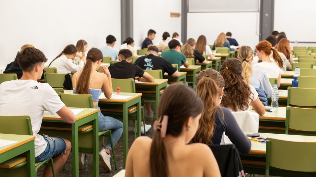 Cómo puede afectar la huelga de profesores a la corrección de exámenes de la PAU: preocupación en Comunidad Valenciana