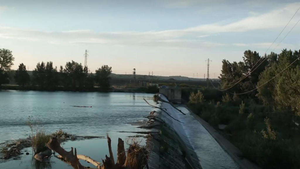 Mueren dos mujeres al salvar a un niño de tres años que se ahogaba en la presa de Baños de Cerrato en Palencia