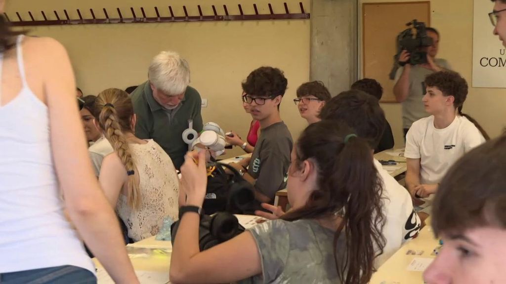 De los nervios antes del examen a confiscar cientos de dispositivos: así ha sido el primer día de la PAU en Madrid