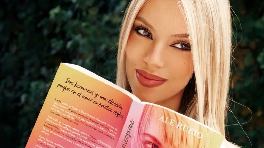 Alejandra Rubio publica las pruebas de cómo ha escrito su libro