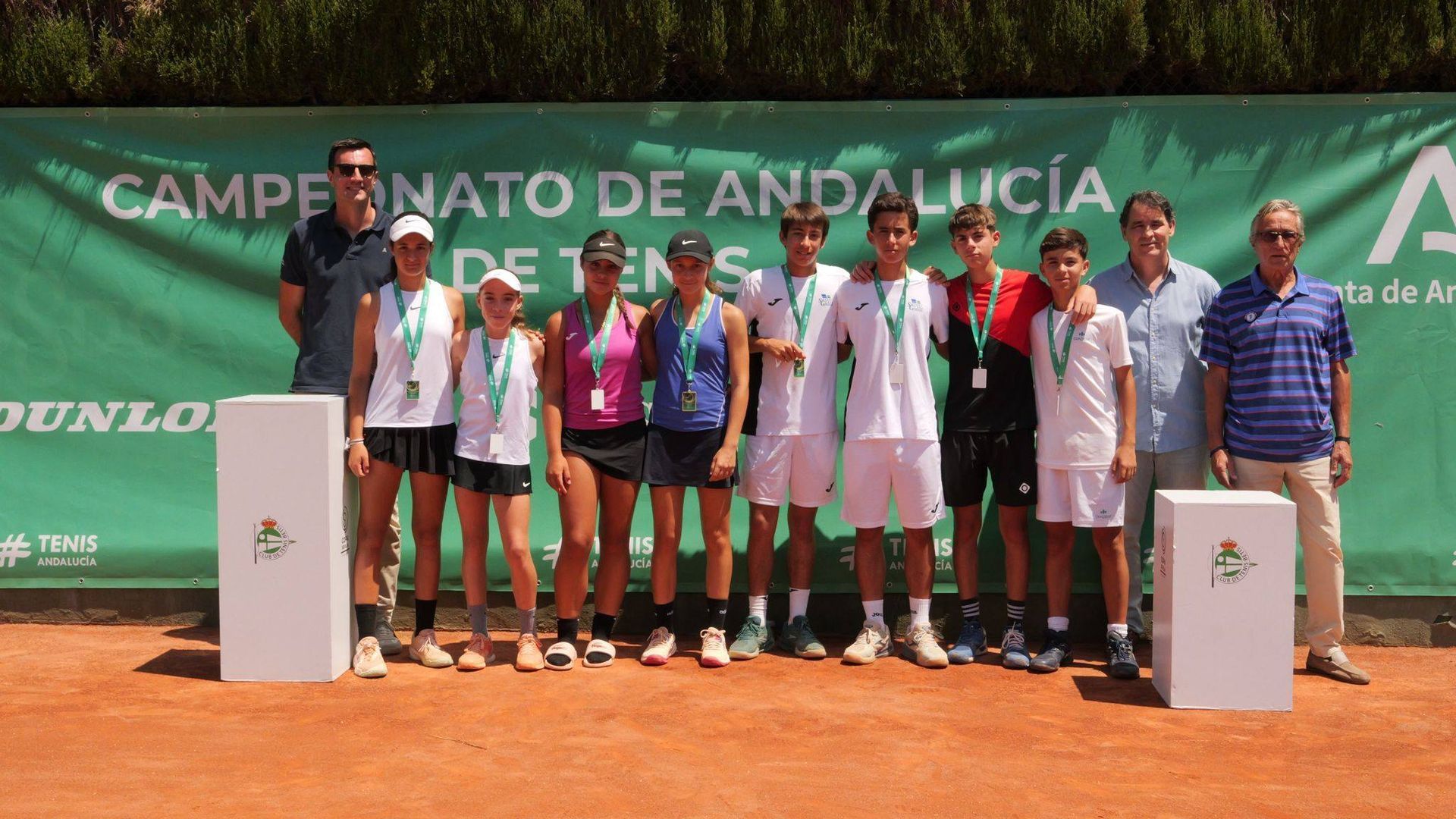Imagen con los finalista del torneo de dobles de Andalucía Infantil