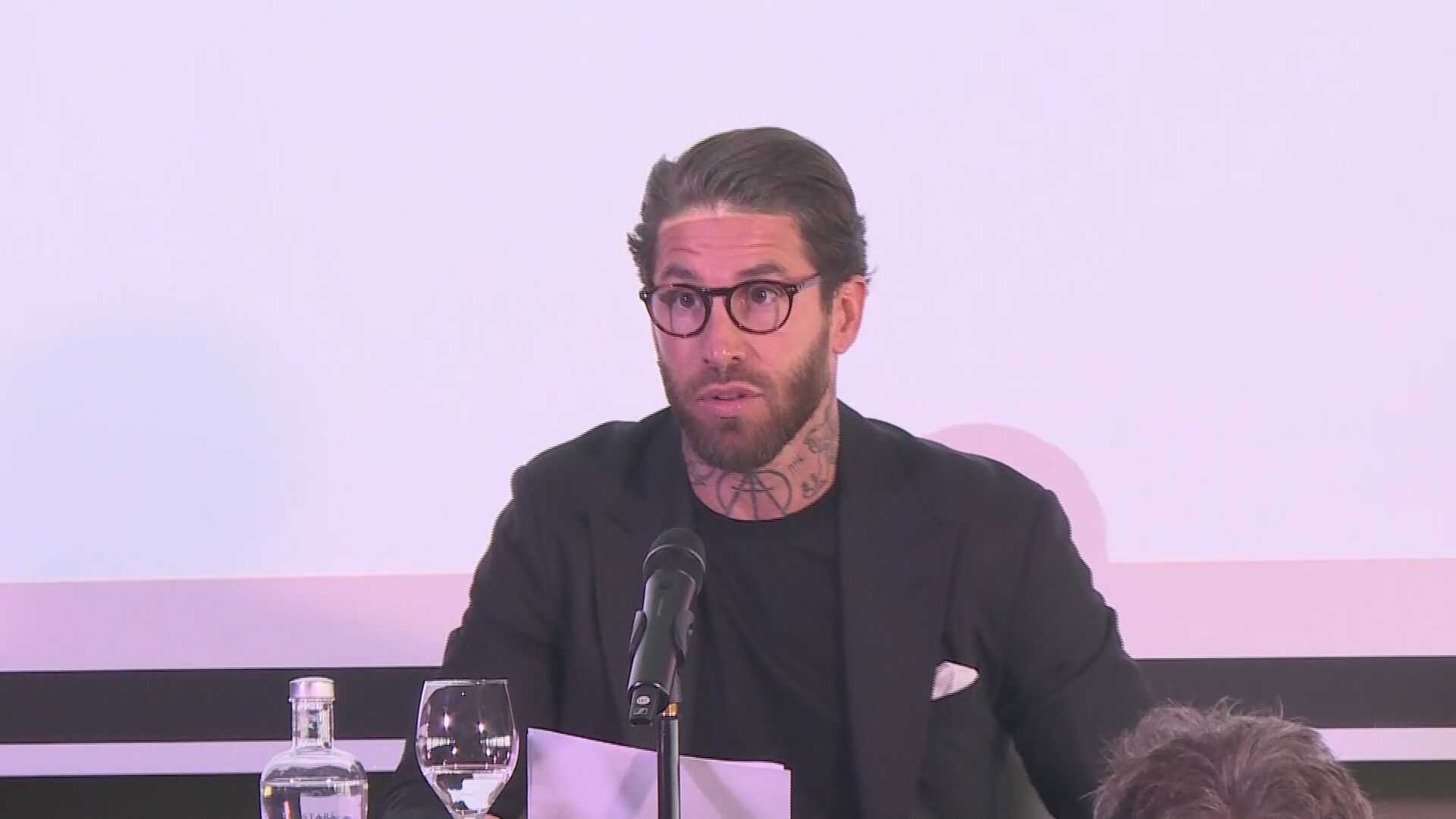 Sergio Ramos anuncia que quiere seguir negociando