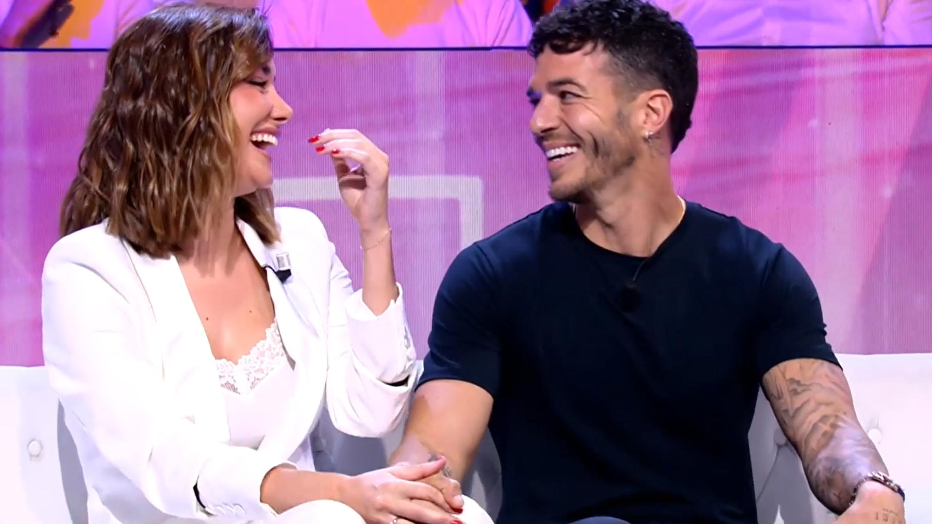 Adara Molinero y Vicente Romero en '¡De viernes!' Adara Molinero y Vicente Romero en '¡De viernes!'