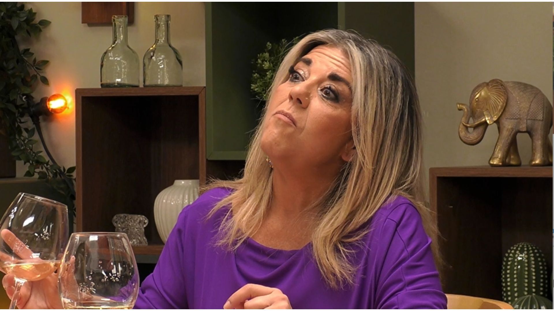 Alicia, completamente "aburrida" con su cita de 'First Dates': "Tengo unas ganas de irme a la barra con Matías"
