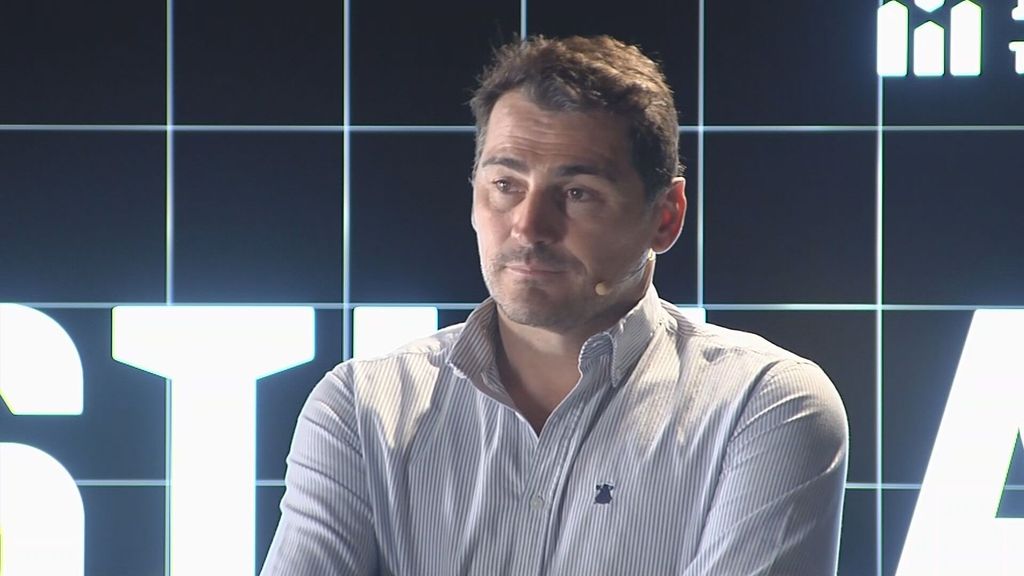 Iker Casillas valora la posible vuelta de Raúl González con Enrique Riquelme: "Estoy expectante"