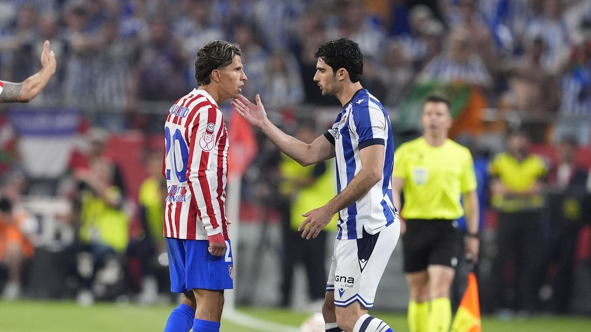 Giuliano Simeone y Gonçalo Guedes, en la final de Copa