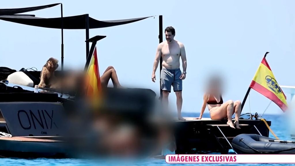 Las imágenes exclusivas de Jonathan Andic pillado en su barco tras quedar en libertad este fin de semana: "Ha tenido un perfil bastante bajo"