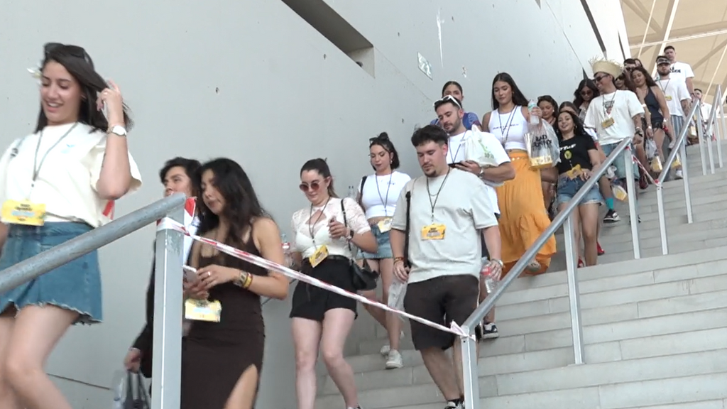 Los 'Guardafilas' llegan a los conciertos para hacer la vida más fácil a los fans