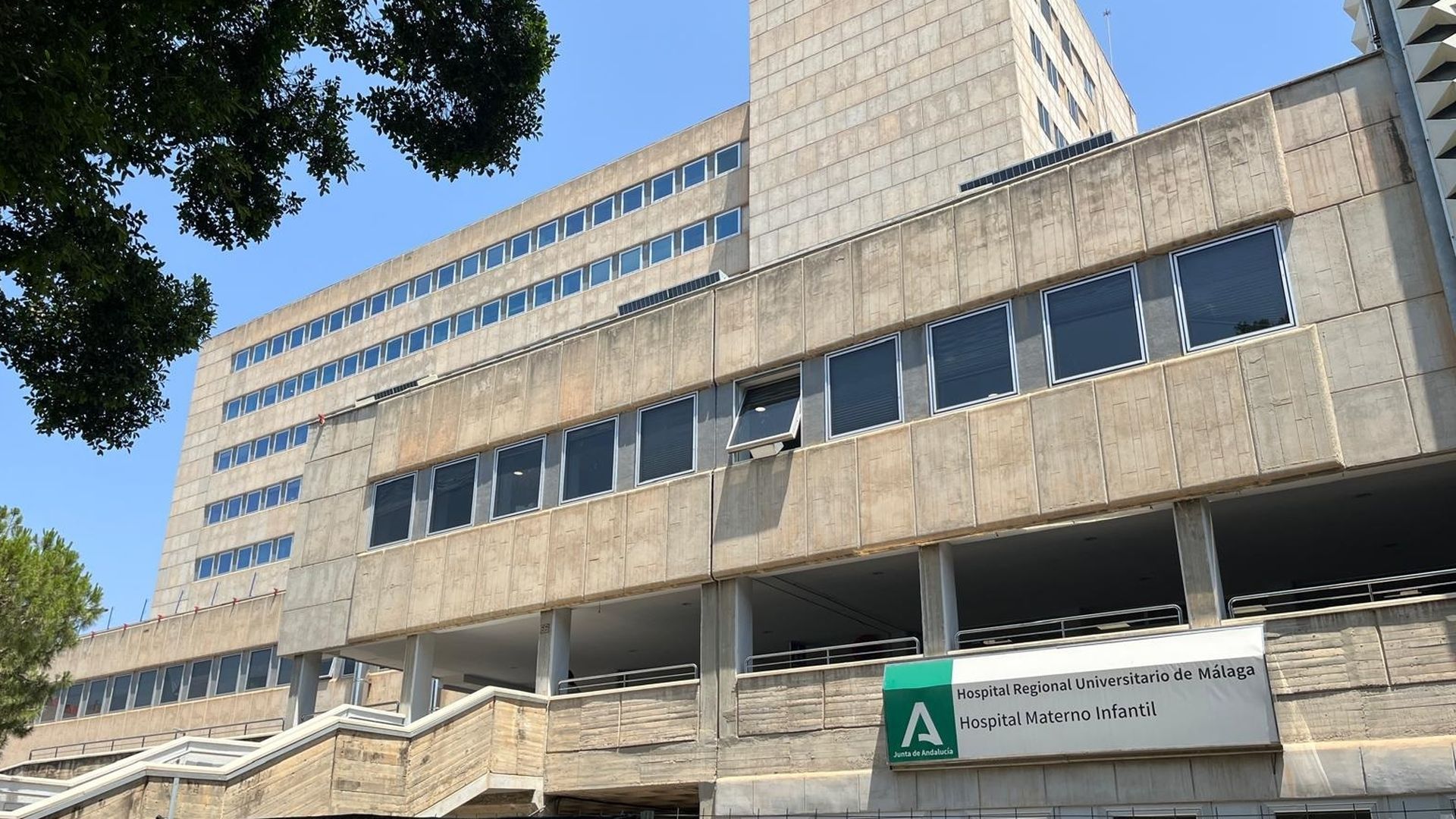 Condenan al Servicio Andaluz de Salud a indemnizar a un menor al que perforaron el intestino en una colonoscopia