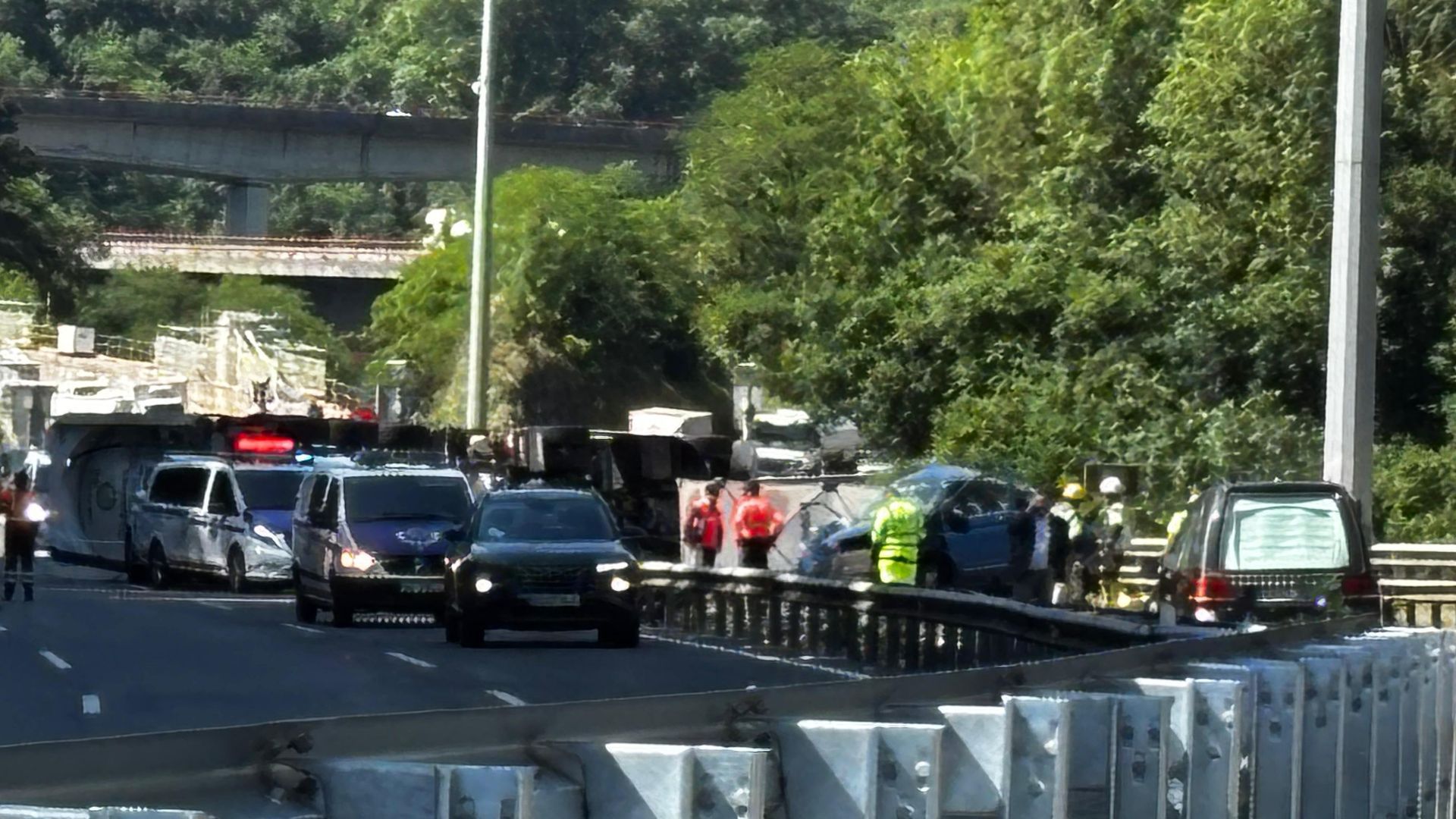 El accidente de tráfico en el que han muerto cinco policías forales en Elgoibar, Guipúzcoa