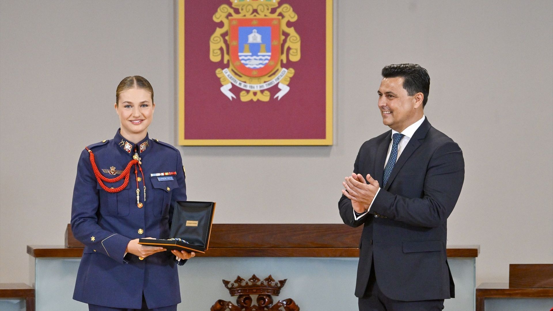 La princesa Leonor recibe las máximas distinciones del Ayuntamiento de San Javier, donde ha vivido los últimos nueve meses