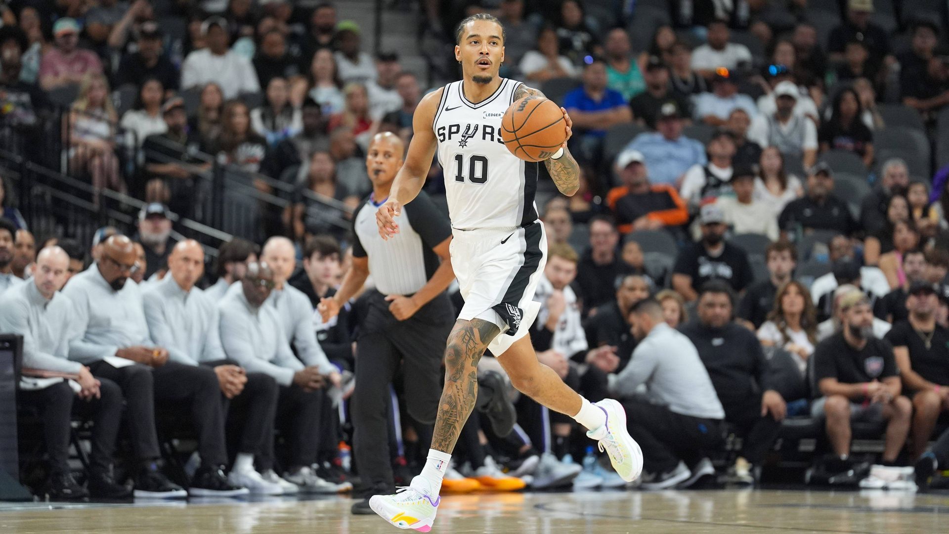 Jeremy Sochan durante un partido de los Spurs esta temporada