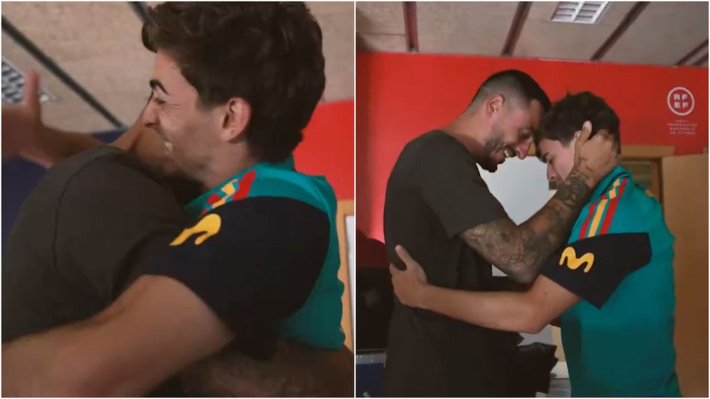 El abrazo viral de Joselu a Gavi en su visita a la Selección Española