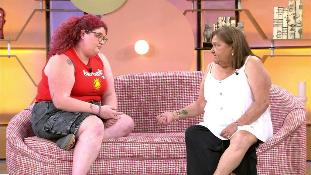"Me decía que vestía como un 'marimacho'": Beatriz acusa a su abuela, con la que no se habla, de criticar su "físico y su ropa"