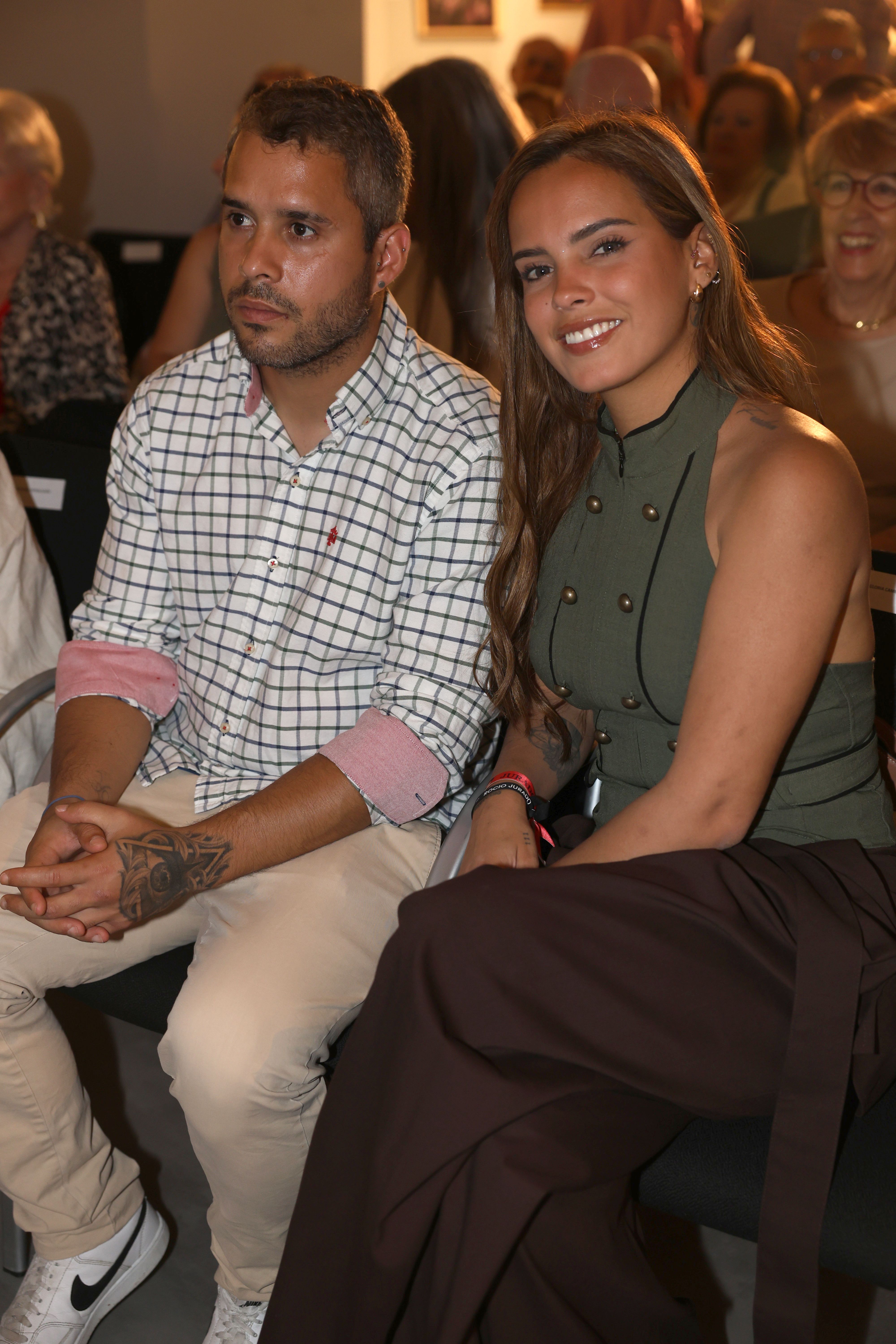 Gloria Camila y José Fernando en el homenaje a su padre