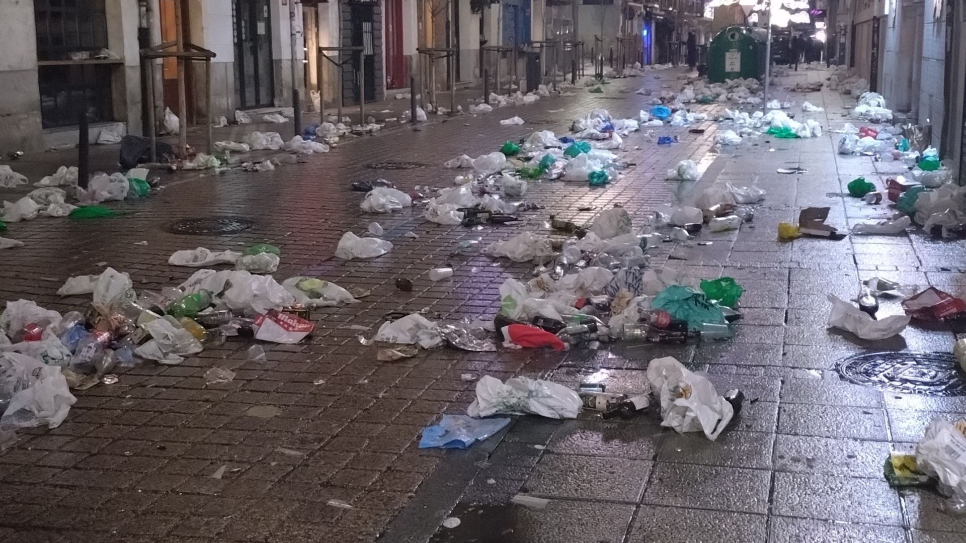 La generación Z se vuelve abstemia, pero suben los atracones entre los que beben alcohol