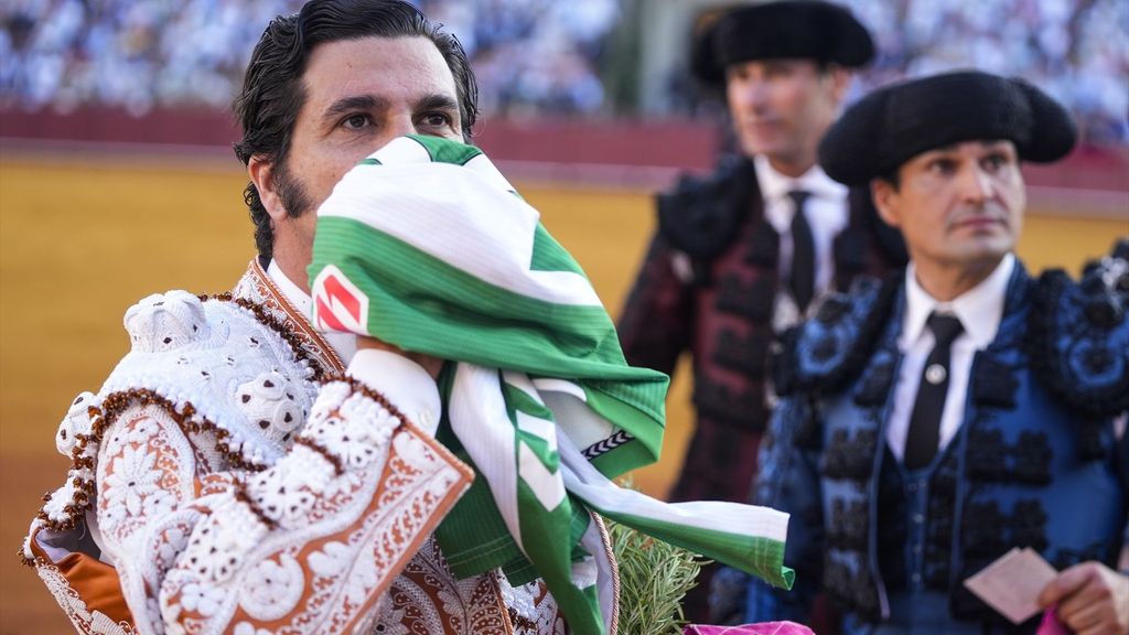 El detalle bético de Morante de la Puebla al triunfar en La Maestranza