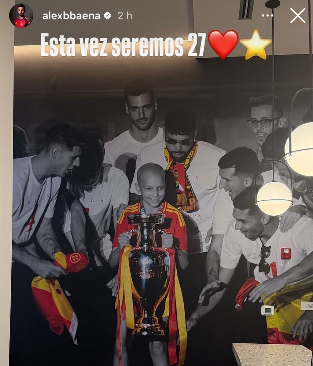 El homenaje del futbolista Alex Baena a María Caamaño, 'la princesa futbolera guerrera',