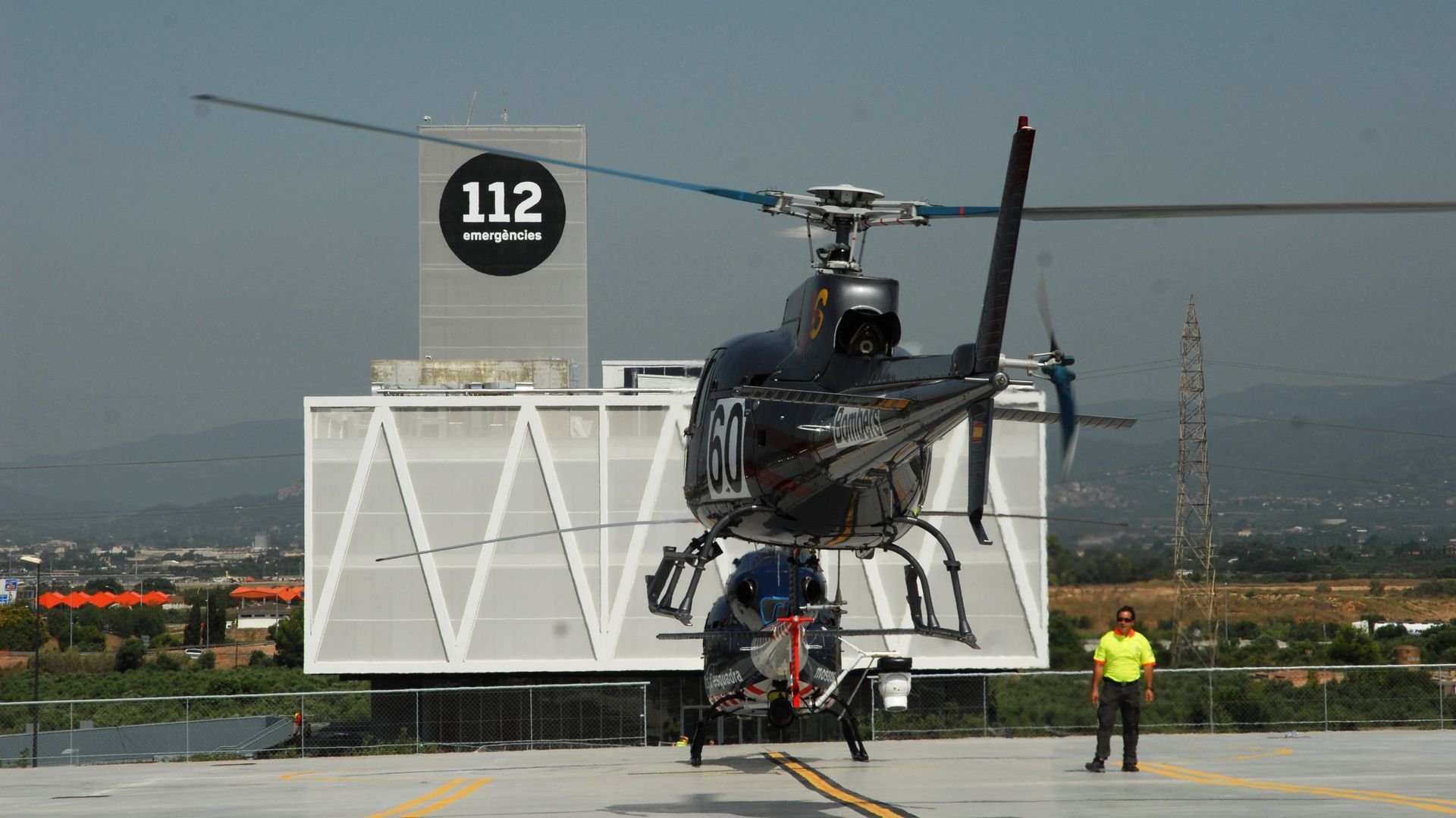 Helicóptero de emergencias médicas de Catalunya Helicóptero de emergencias médicas de Catalunya