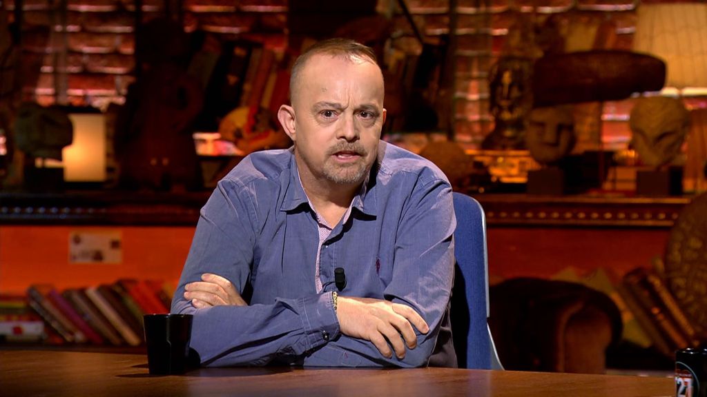 Robert Hernando soñó que Camarón de la Isla se le aparecía: "Después descubrí que había muerto en ese hospital" Cuarto Milenio Temporada 21 Top Vídeos 893
