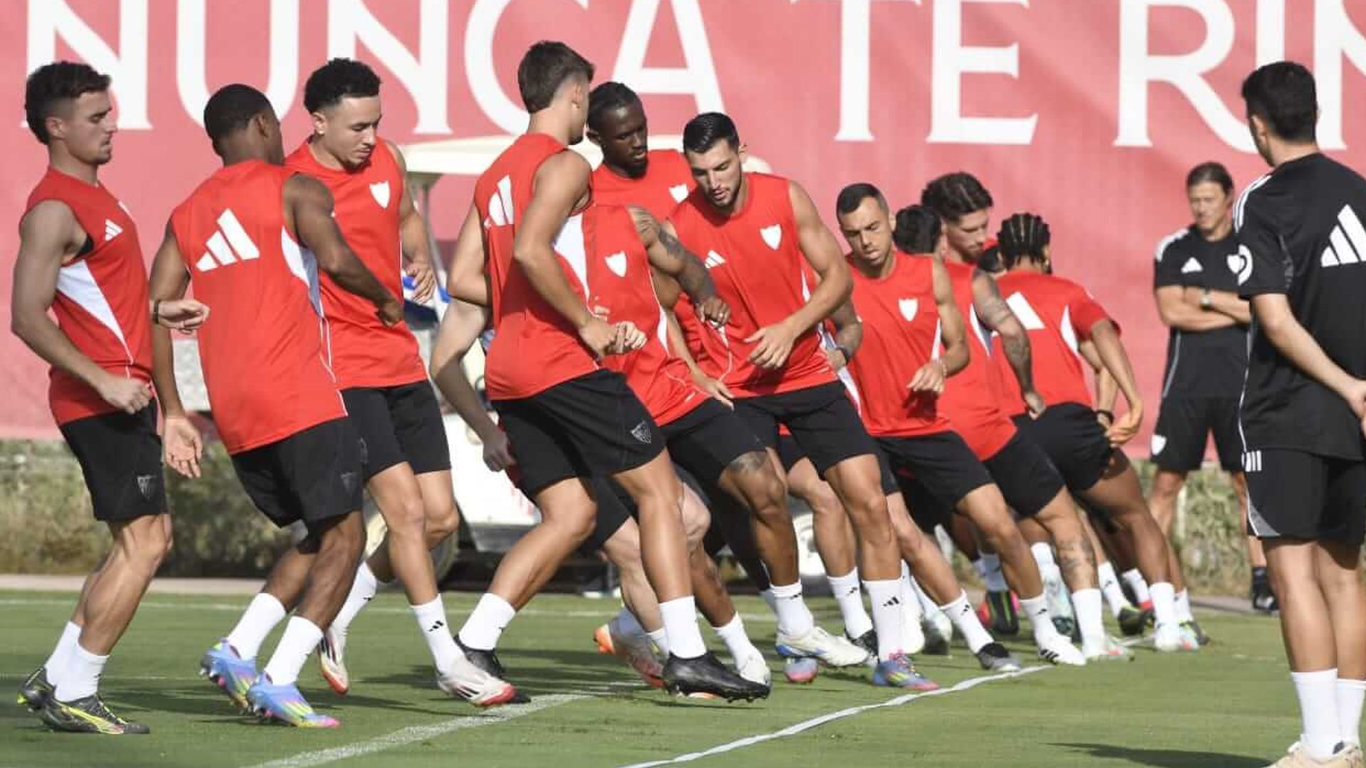 Imagen del primer entrenamiento de pretemporada de 2025