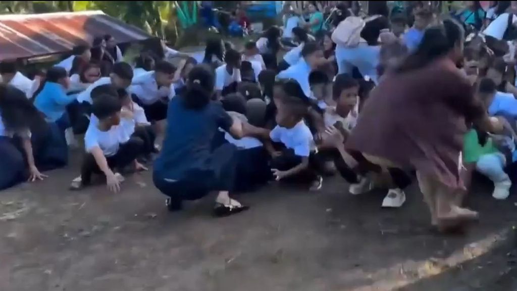 Un terremoto de 7,8 sacude Filipinas: hay 14 muertos y más de un centenar de heridos