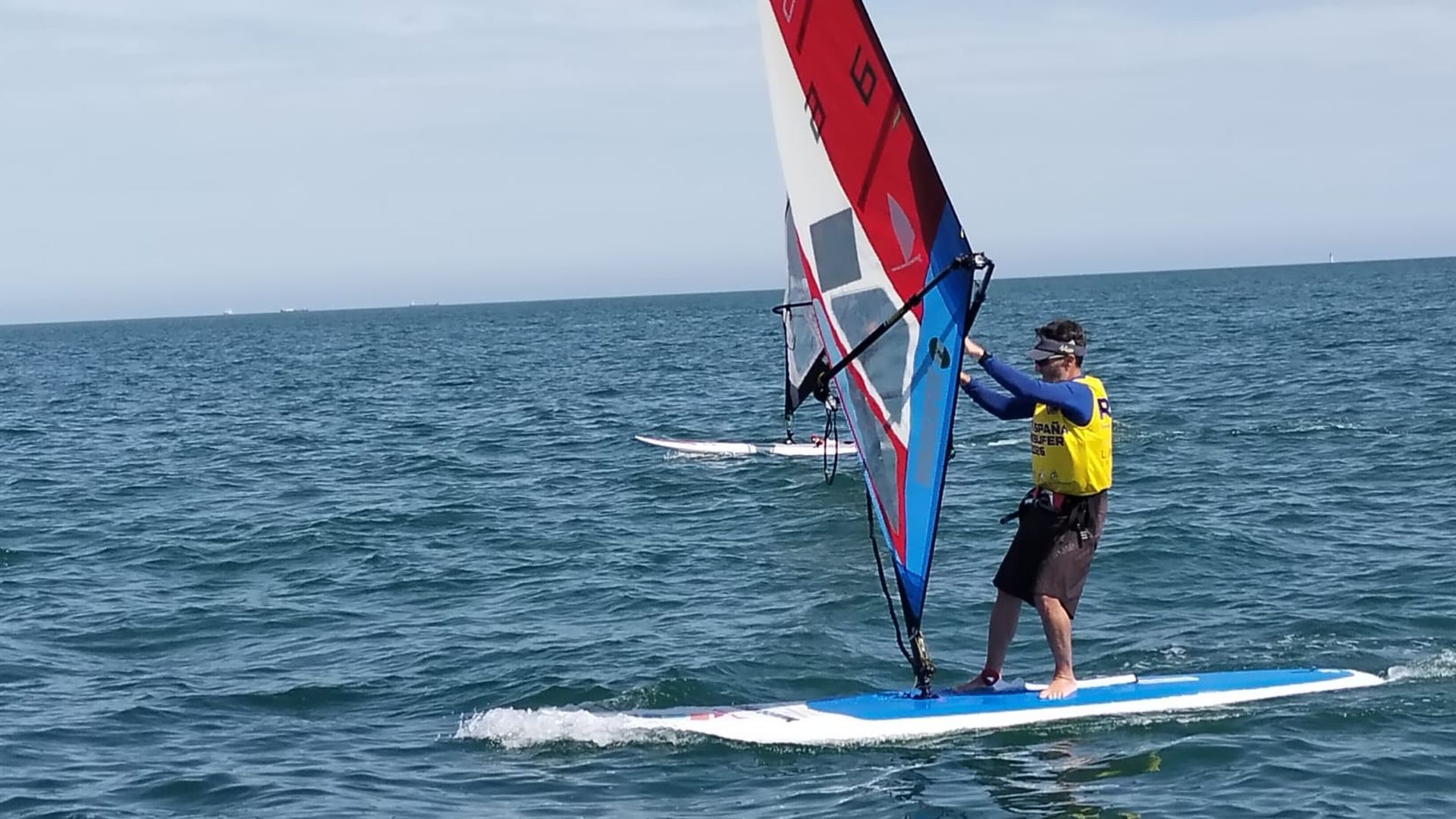 Ricardo Jiménez, en el Campeonato de Andalucía de Windsurfer Ricardo Jiménez, en el Campeonato de Andalucía de Windsurfer