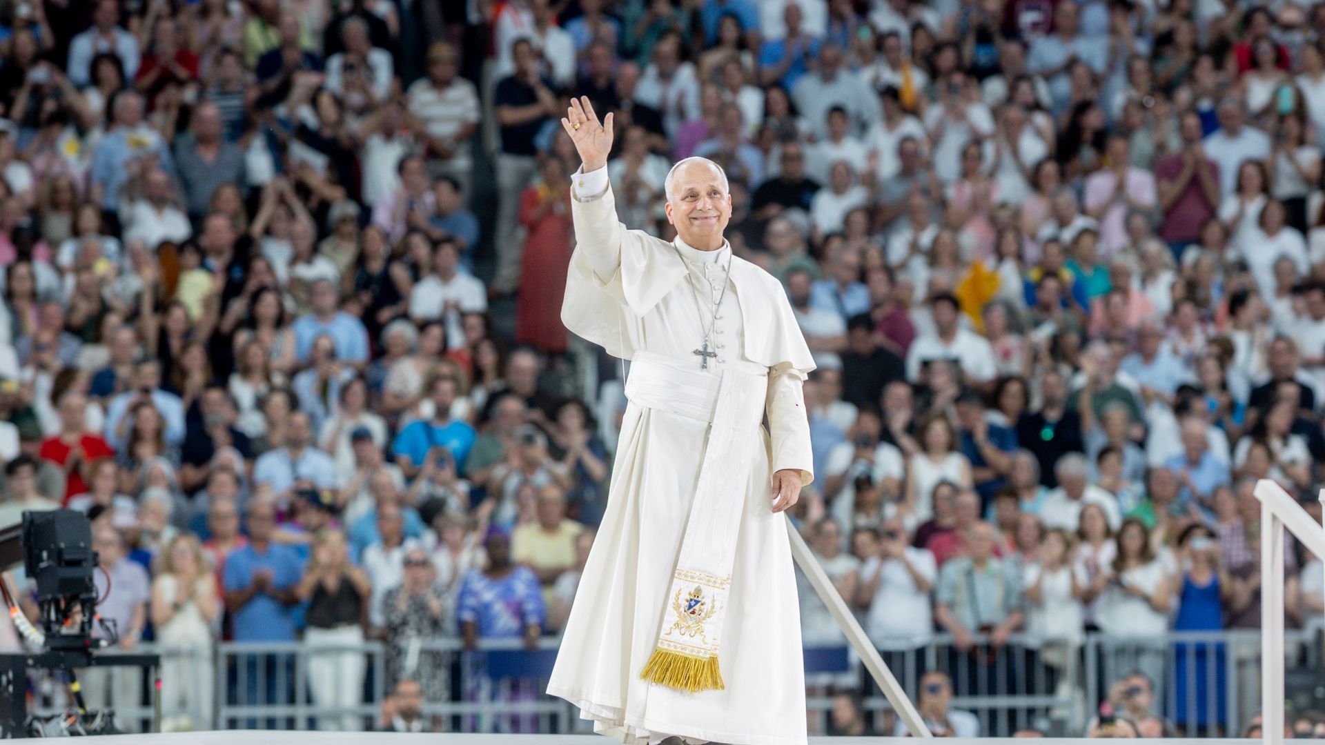 El papa en su encuentro en el Bernabéu