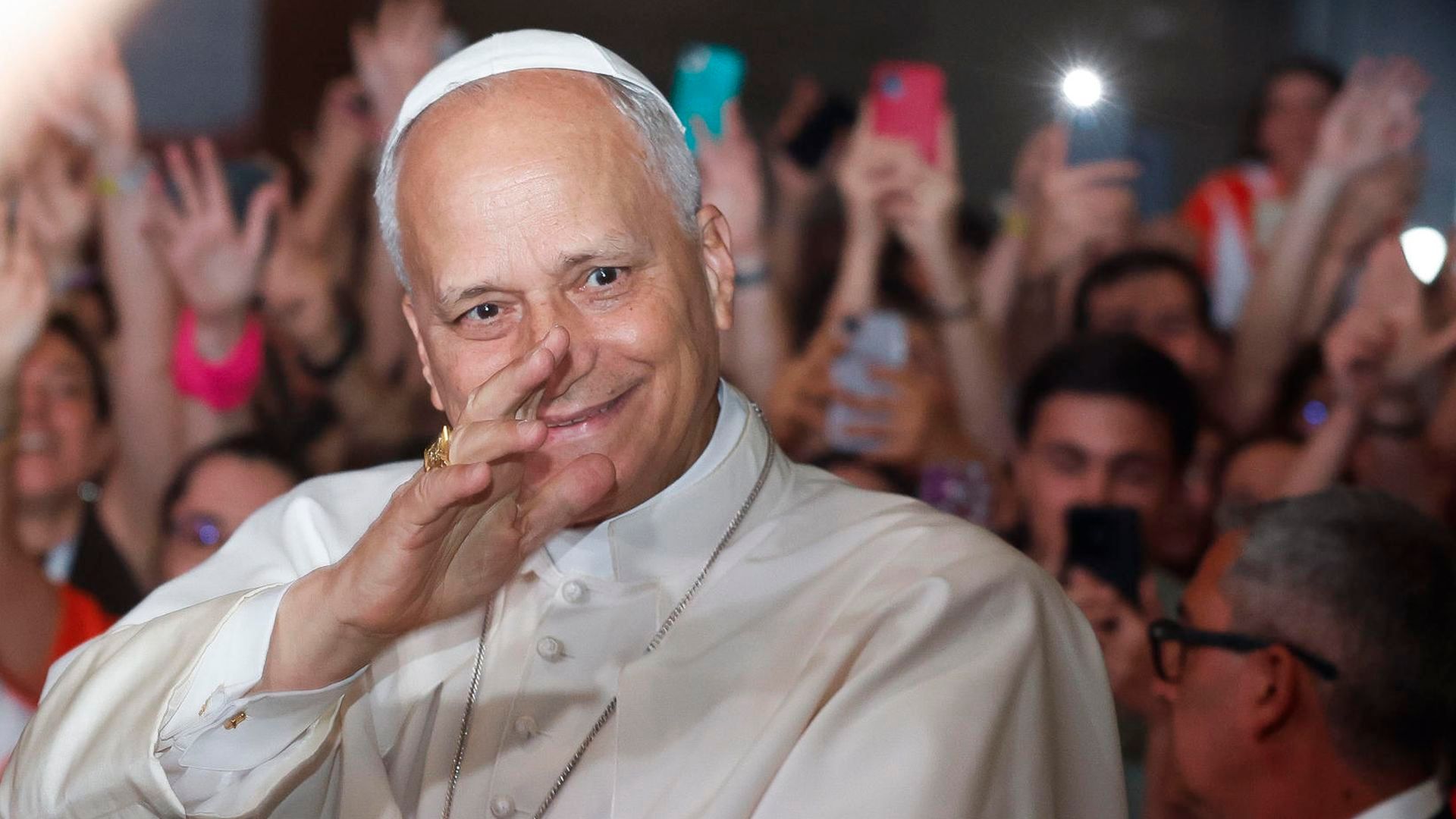 El papa León XIV ya se ha marchado de Madrid, rumbo a Barcelona El papa León XIV ya se ha marchado de Madrid, rumbo a Barcelona