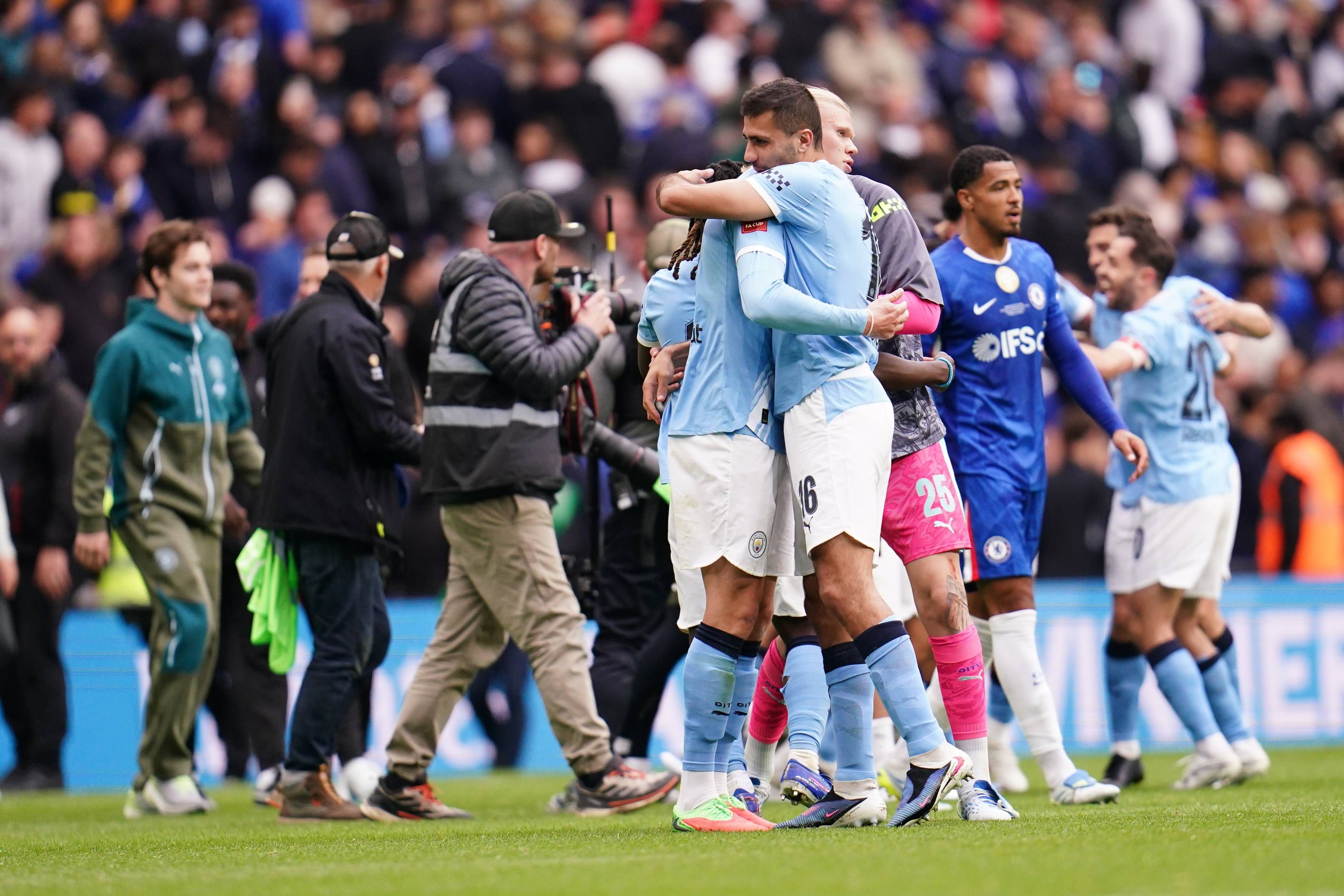 Haaland y Rodri en un partido con el Manchester City