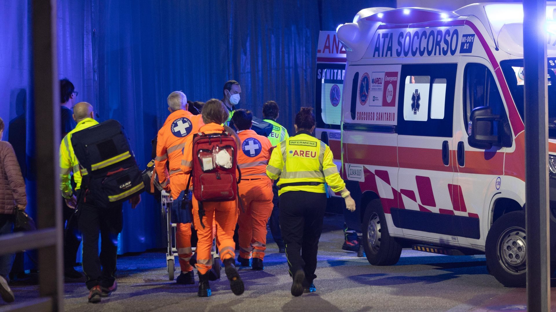 La trágica muerte de Sara, de 16 años, en un accidente de tráfico: su hermana sobrevivió y su padre acabó abrazando el cuerpo La trágica muerte de Sara, de 16 años, en un accidente de tráfico: su hermana sobrevivió y su padre acabó abrazando el cuerpo