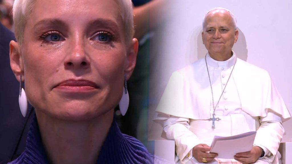 Las lágrimas de Soraya Arnelas al actuar ante el papa León XIV, en vídeo