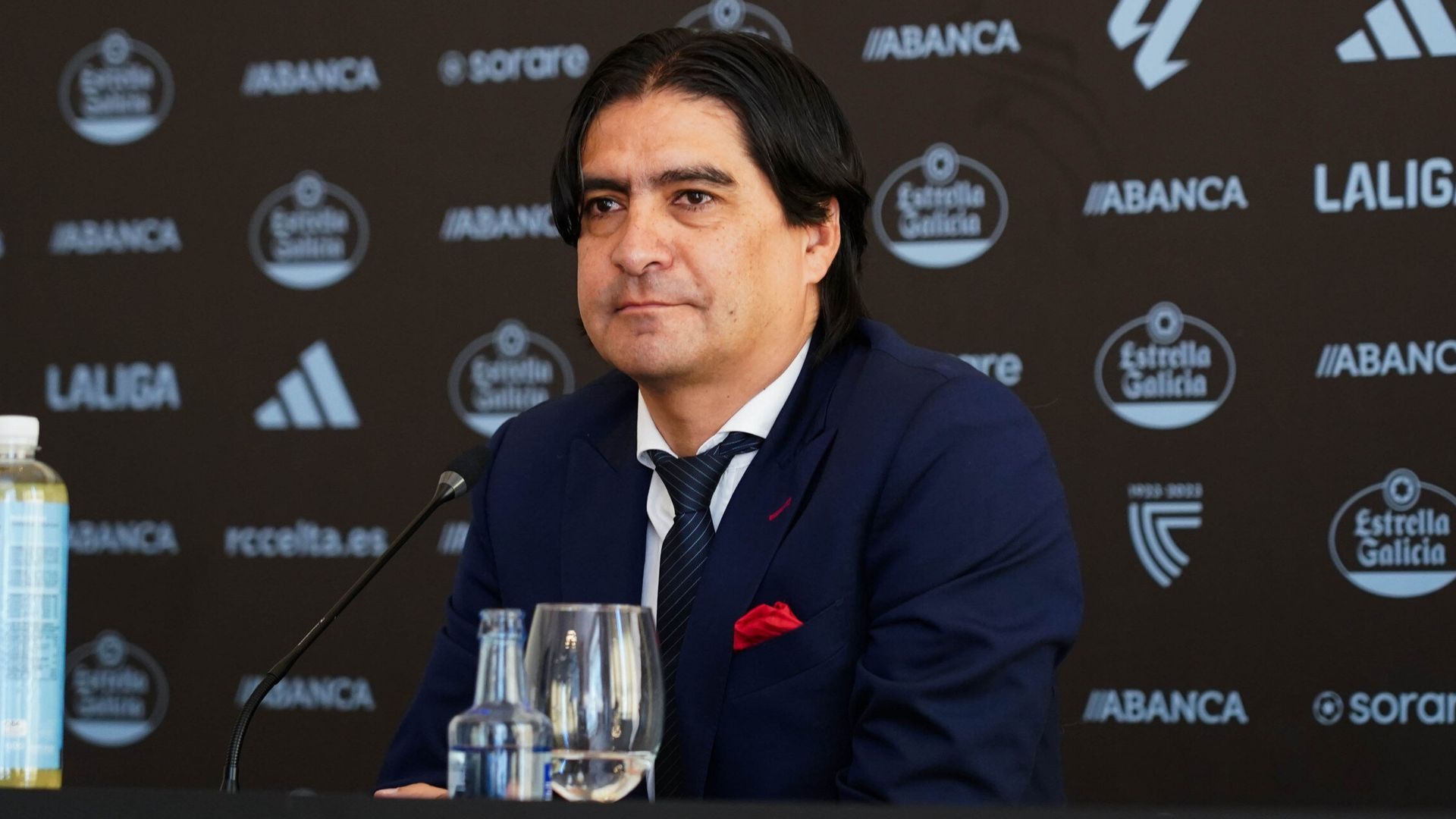 Marco Garcés en sala de prensa Marco Garcés en sala de prensa