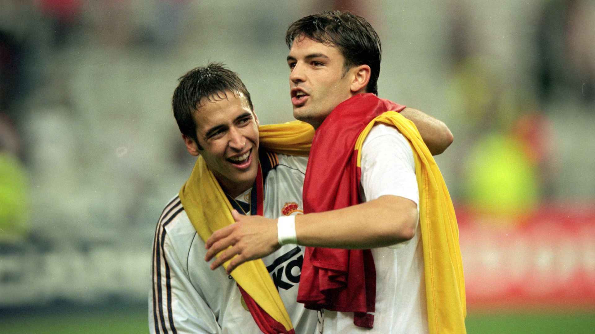 Raúl González y Fernando Morientes formaron uno de los dúos míticos de la historia del Real Madrid