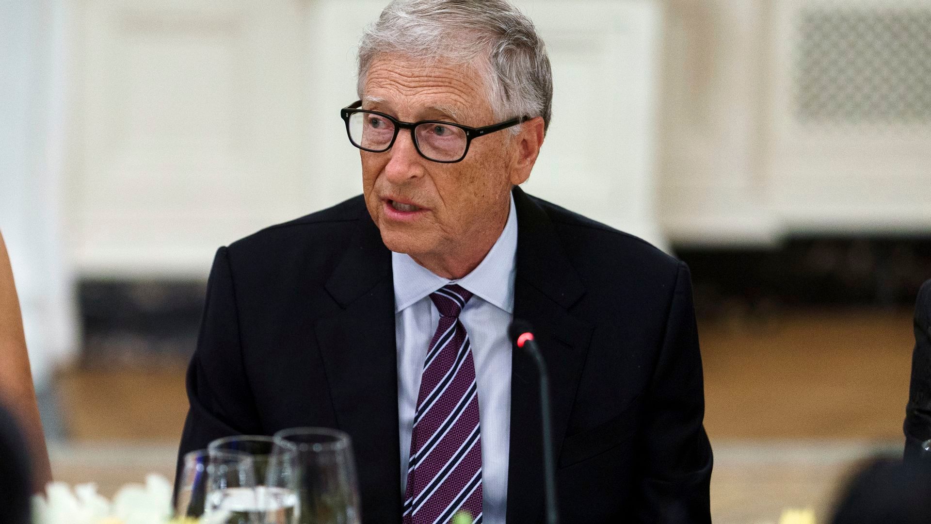 Bill Gates dice que Epstein intentó chantajearle Bill Gates dice que Epstein intentó chantajearle