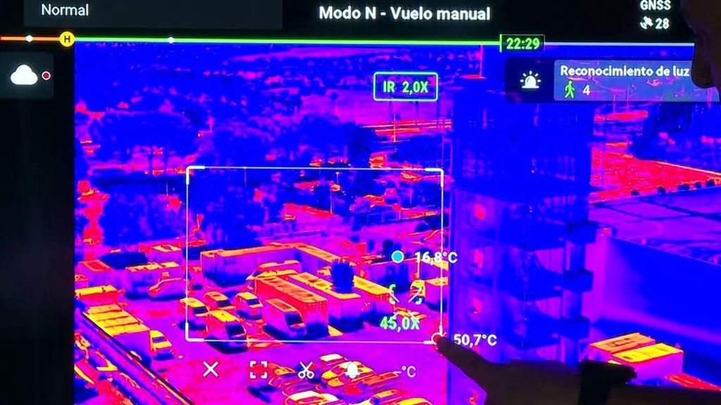 Los drones ya son los grandes aliados de los bomberos: "Con ellos sabemos dónde está el foco y hacia dónde va"