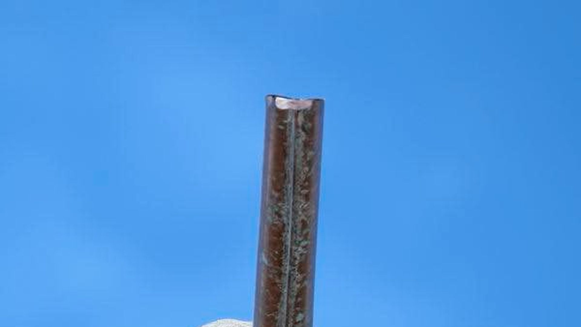 Los tubos colocados en las bocas de las gárgolas han generado gran polémica