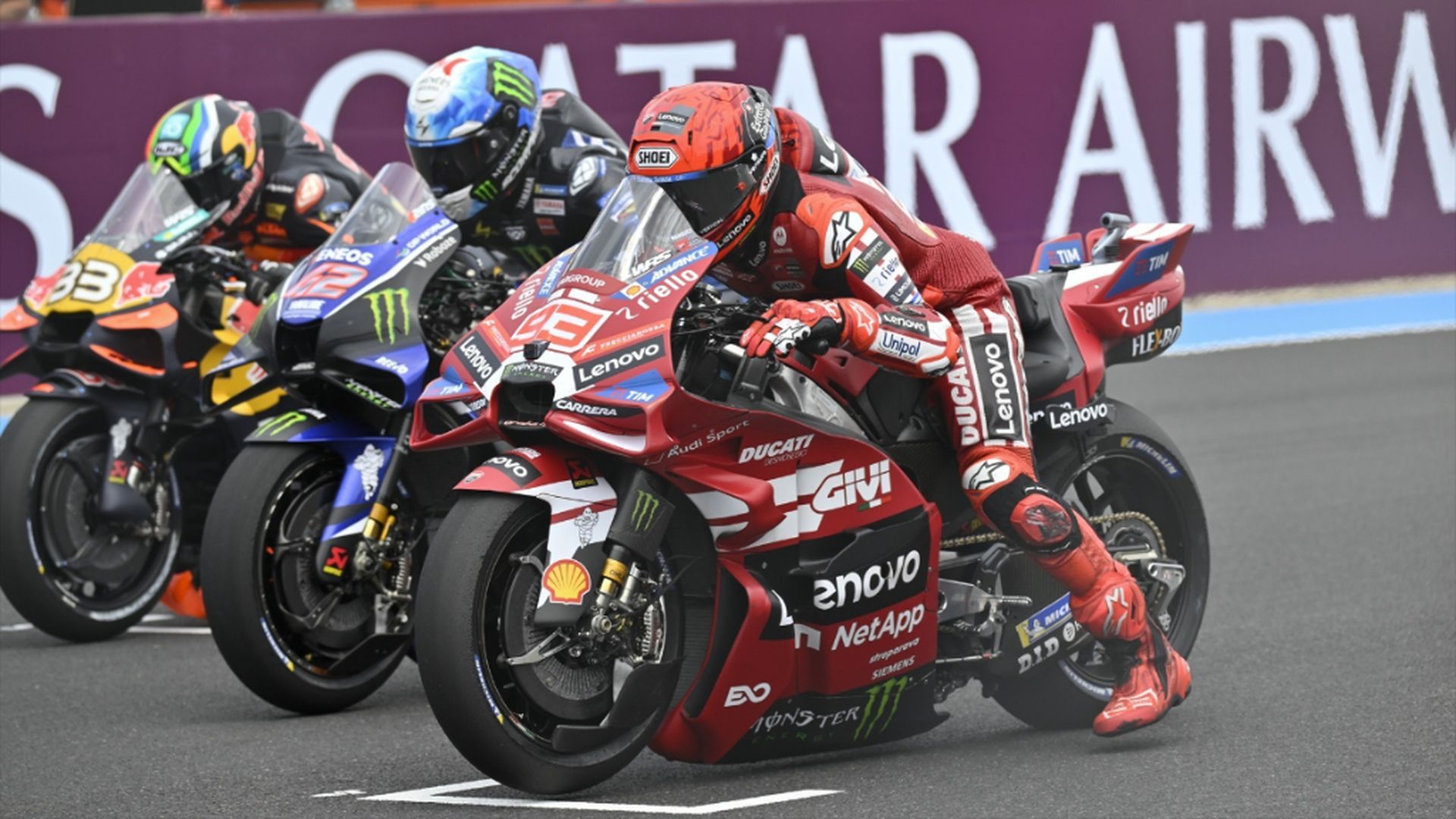 Marc Márquez, junto a Álex Rins y Brad Binder, en Balaton Park