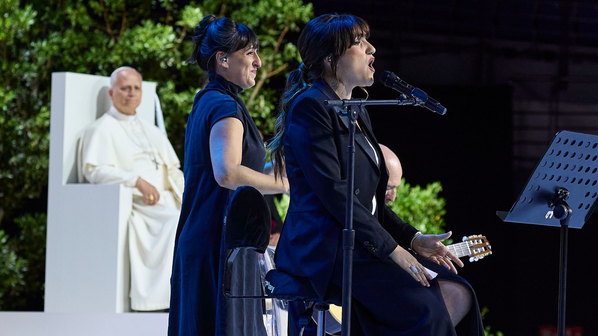Rozalén, en el encuentro con el papa Rozalén, en el encuentro con el papa