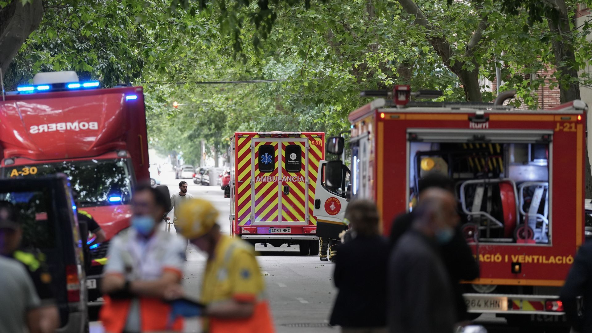 Una fuga de gas en Castellar del Vallès, Barcelona, provocada por unas obras, obliga al confinamiento de algunos vecinos Una fuga de gas en Castellar del Vallès, Barcelona, provocada por unas obras, obliga al confinamiento de algunos vecinos