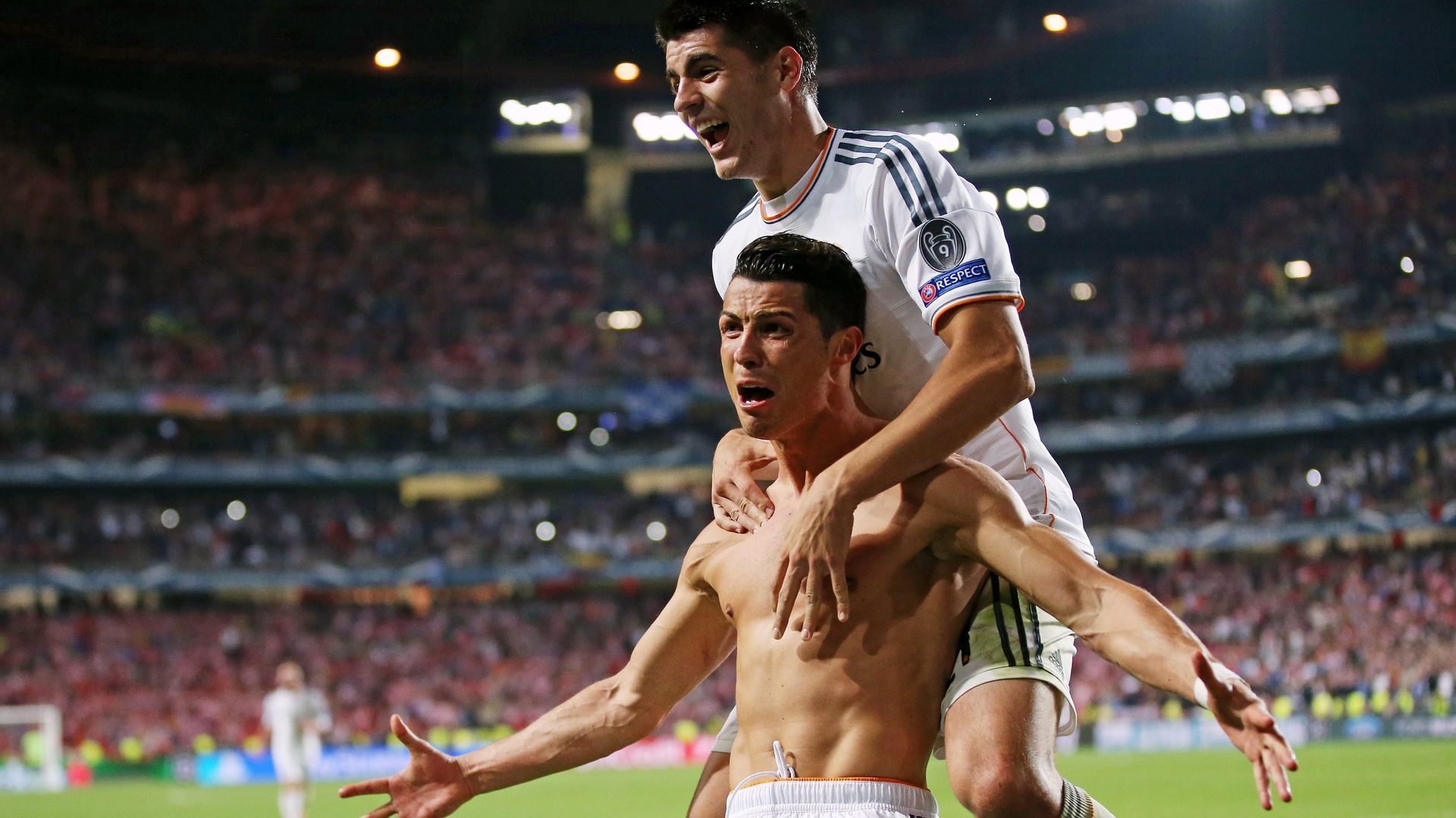 Álvaro Morata celebra el gol de Cristiano Ronaldo con el Real Madrid Álvaro Morata celebra el gol de Cristiano Ronaldo con el Real Madrid