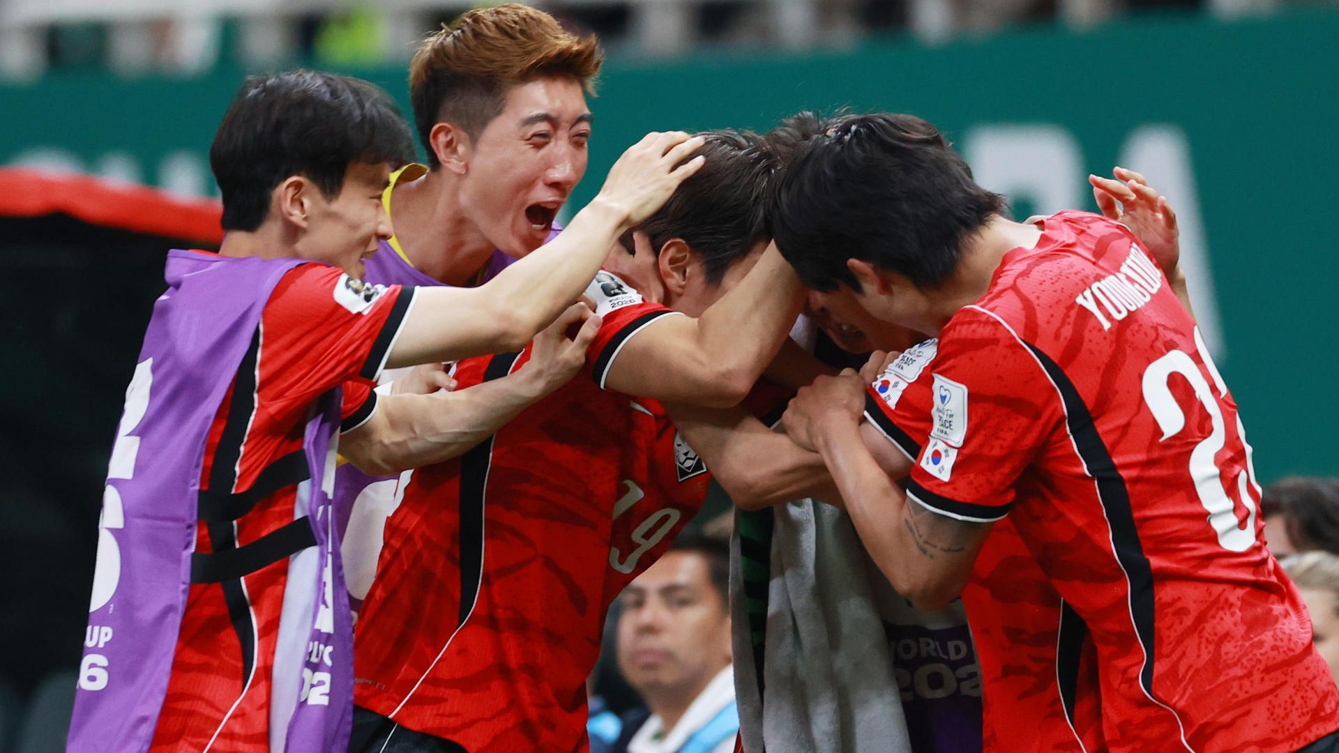 Corea del Sur celebra uno de los goles ante la República Checa