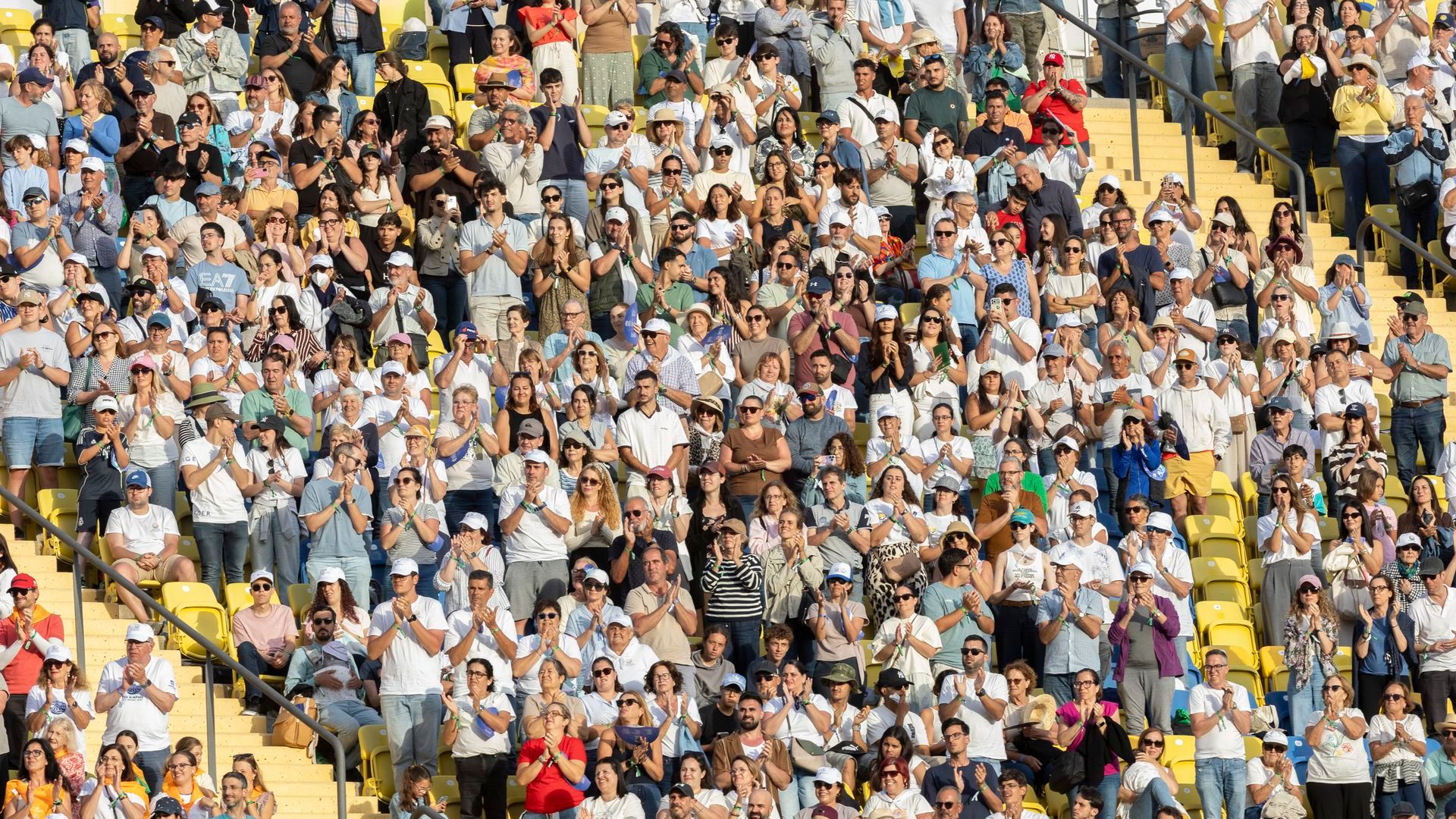 El estadio de Gran Canaria recibe al papa León XIV