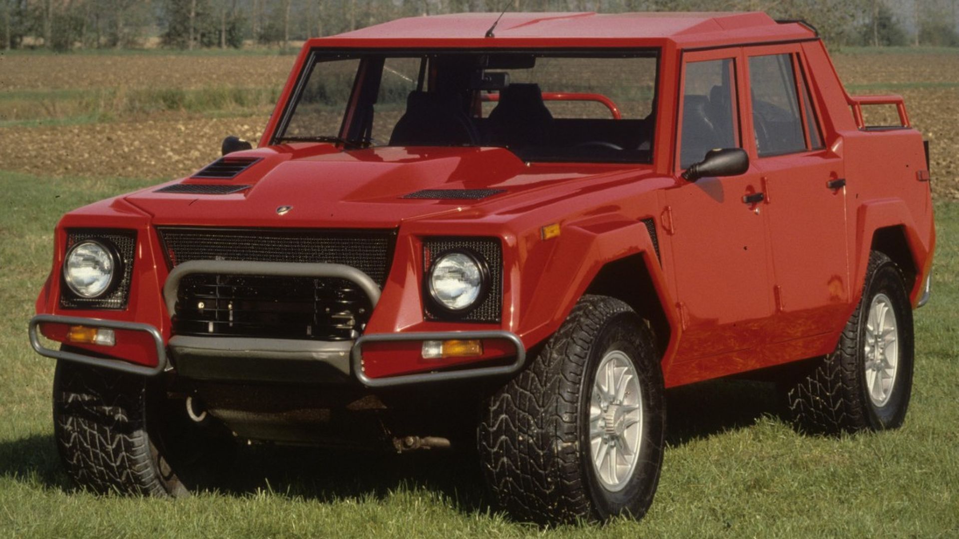 El Lamborghini LM002 El Lamborghini LM002