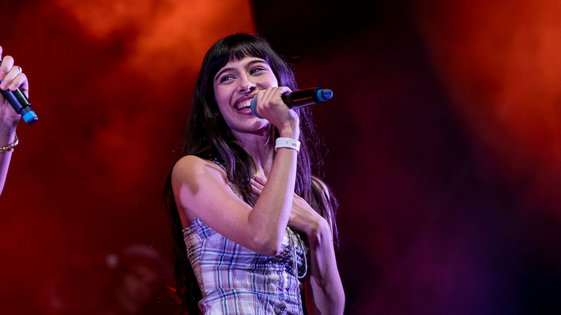 Imagen de archivo de Melani García cantando Imagen de archivo de Melani García cantando