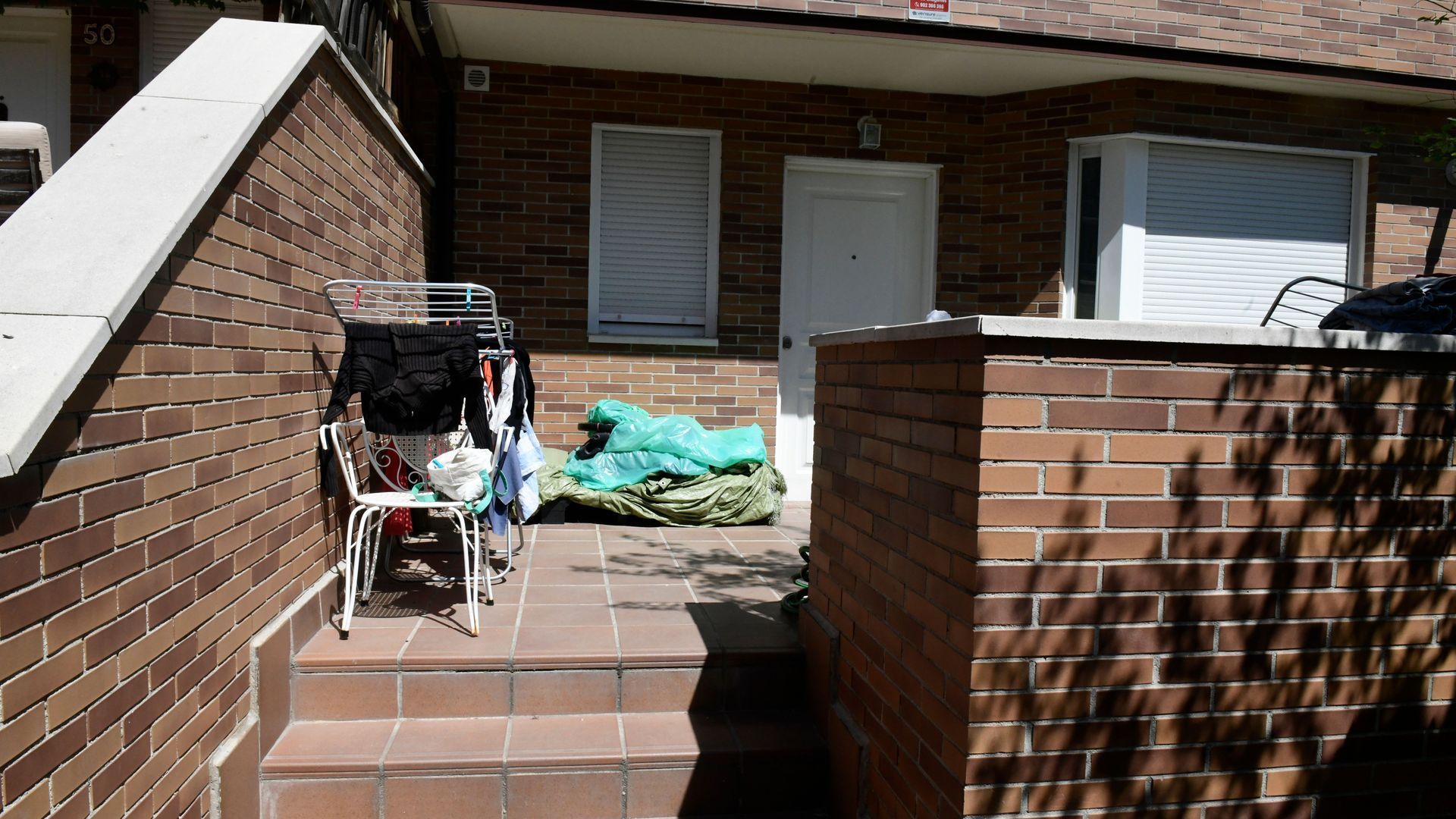 Los niños maltratados por sus padres en Colmenar Viejo llegaron a incendiar la valla y casi queman la casa Los niños maltratados por sus padres en Colmenar Viejo llegaron a incendiar la valla y casi queman la casa
